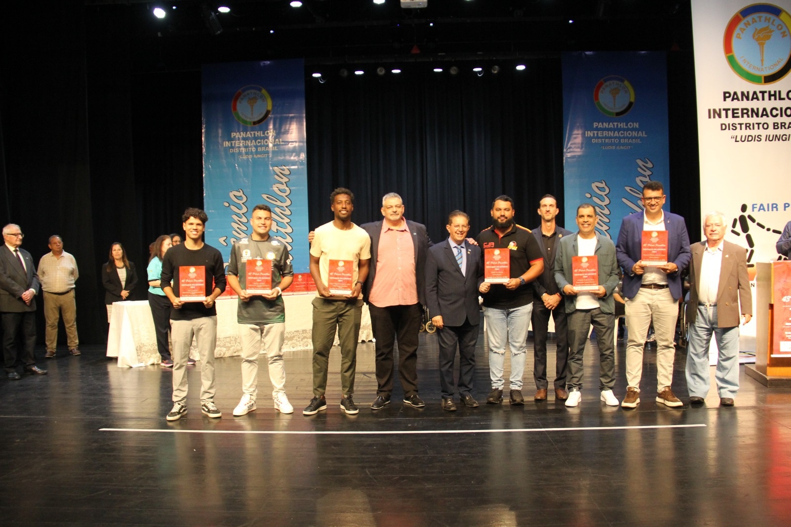 PREMIO 21
