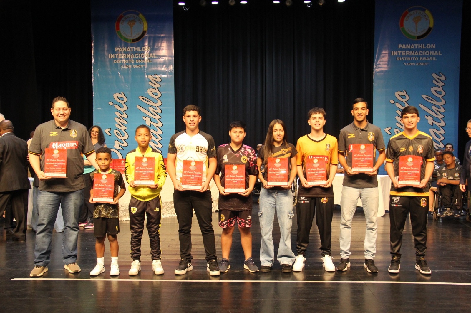 PREMIO 25